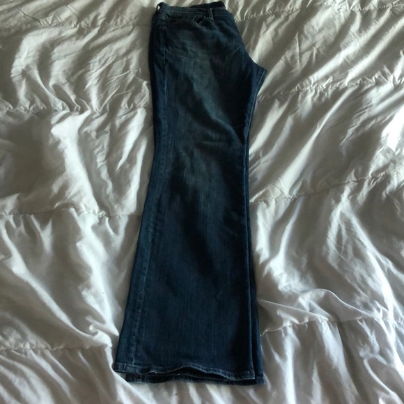 Lucky 🍀 Brand Sweet & Low Jeans - Picture 2 of 4